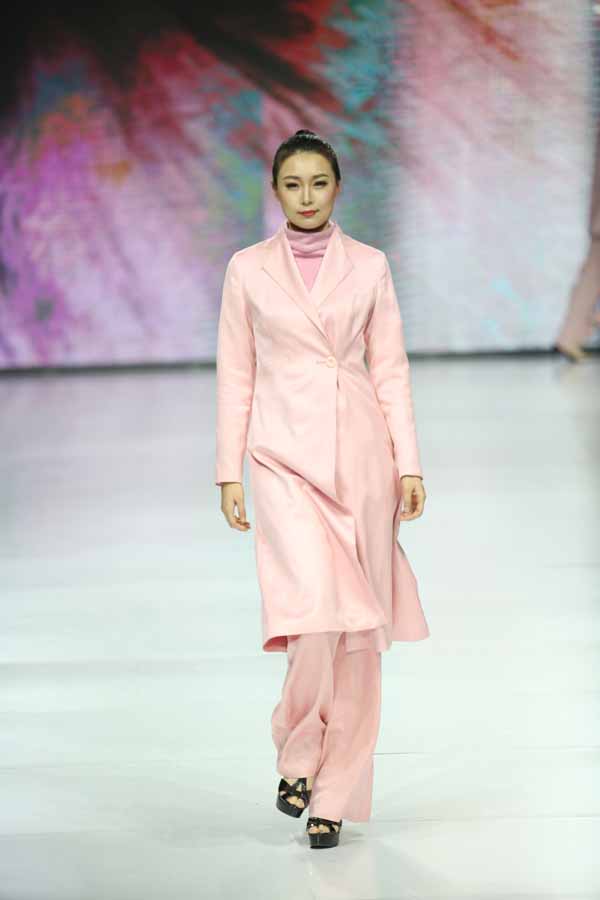柞蠶絲服裝